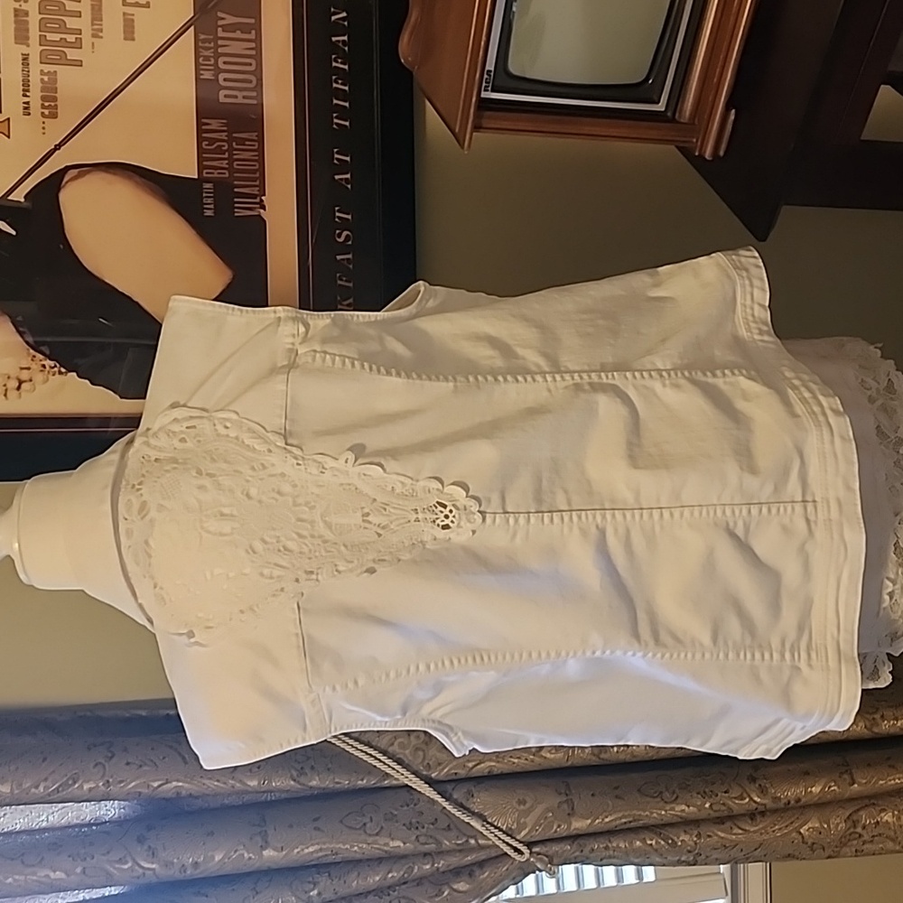 vest - Picture 2 of 2